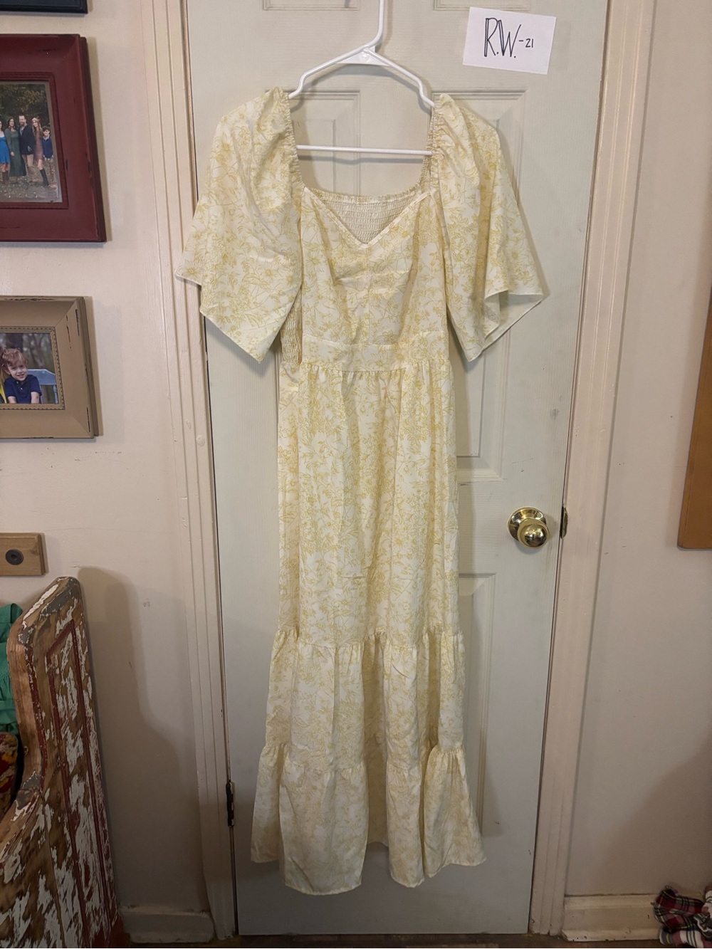 SHEIN Yellow and White Floral Maxi Dress with Puff Sleeves